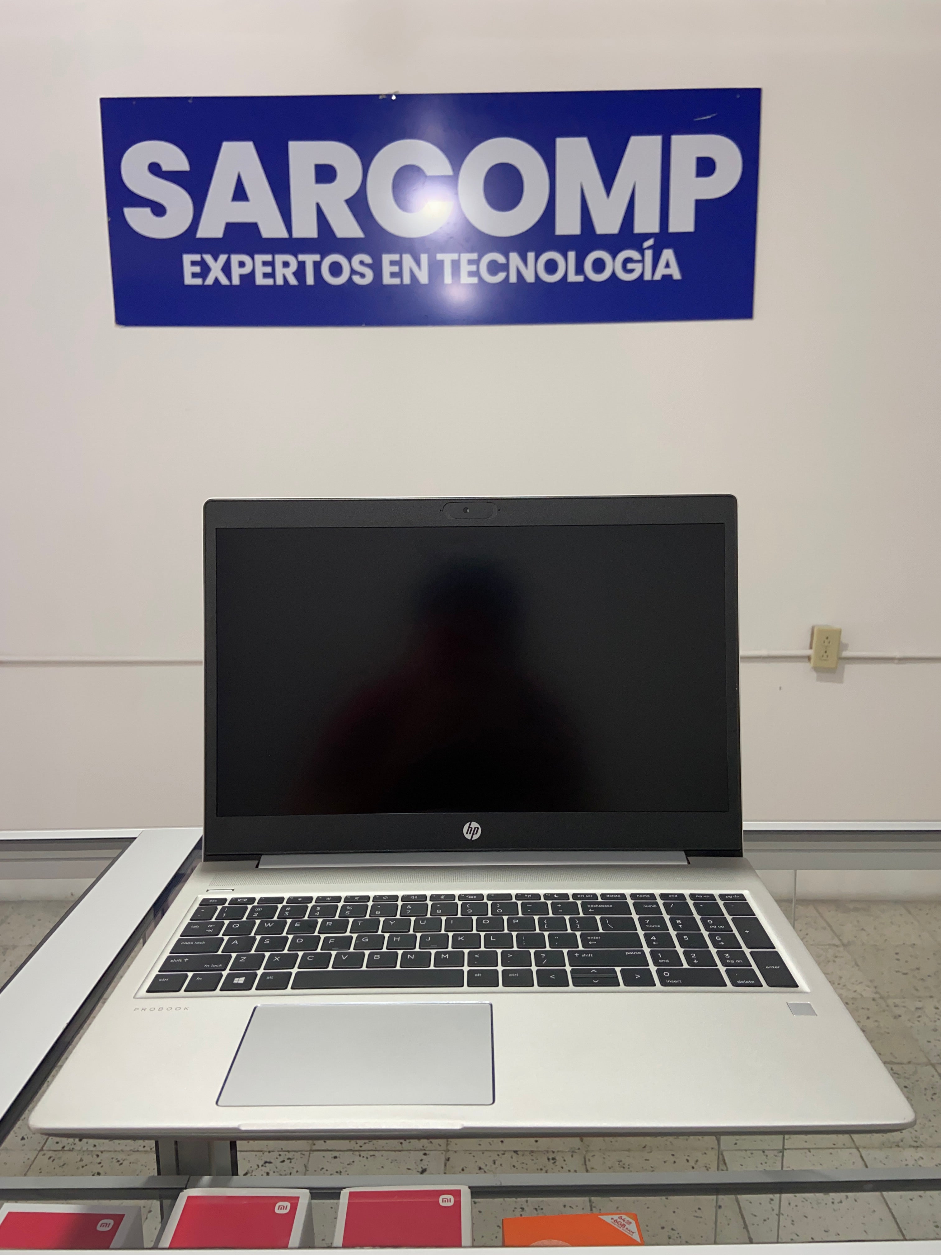 HP ProBook 455 G7 con un procesador AMD Ryzen 5/4TH/Windows 11/Paquete de Office Gratuito/3 Meses de Garantía/Semiusada(En perfectas condiciones)