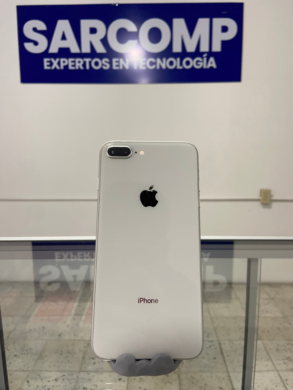 iPhone 8 Plus/256GB/78%Batería