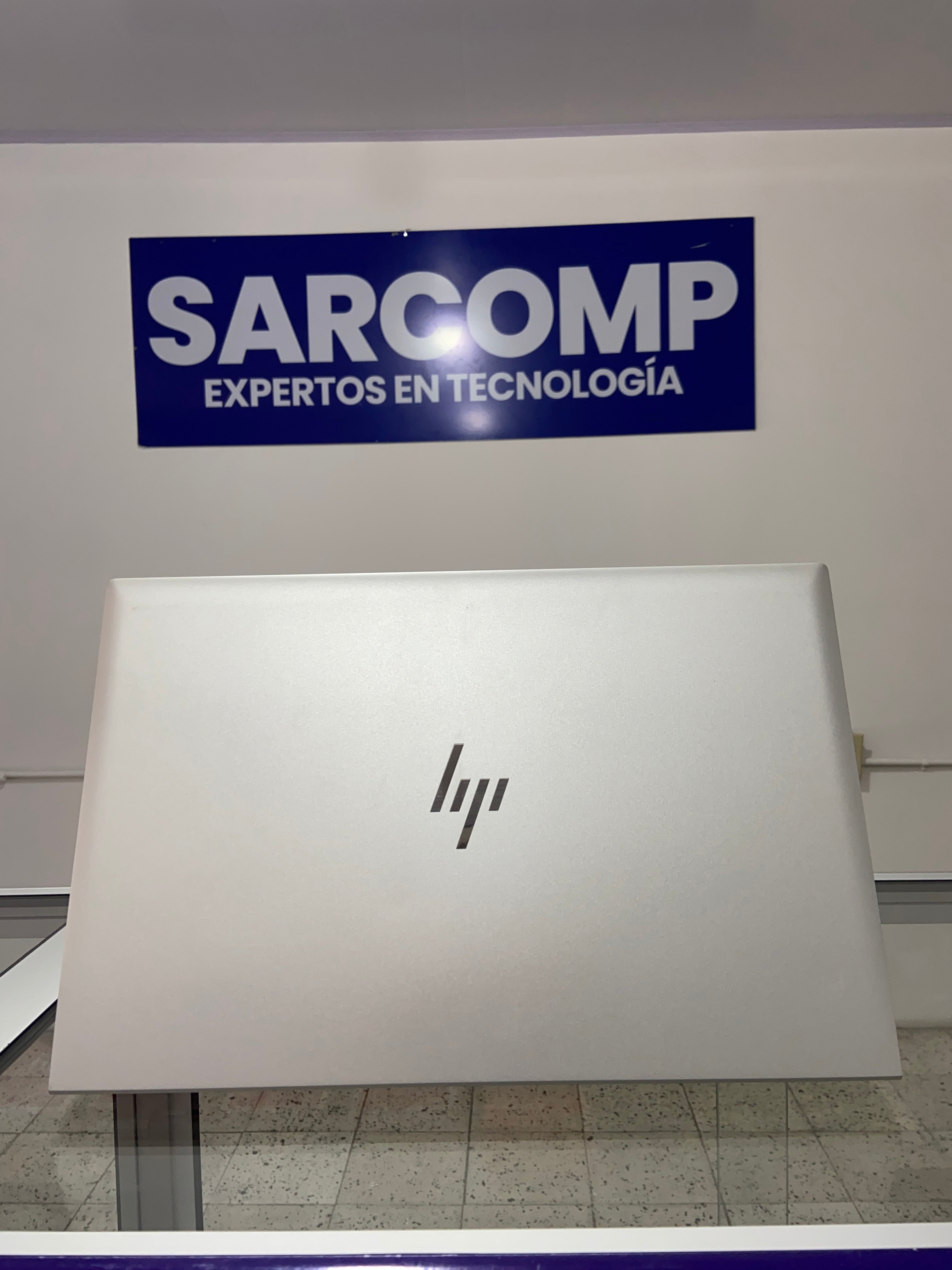 HP EliteBook 850 G7 i7/Windows 11/Paquete de Office Gratuito/3 Meses de Garantía/Semiusada(En perfectas condiciones)