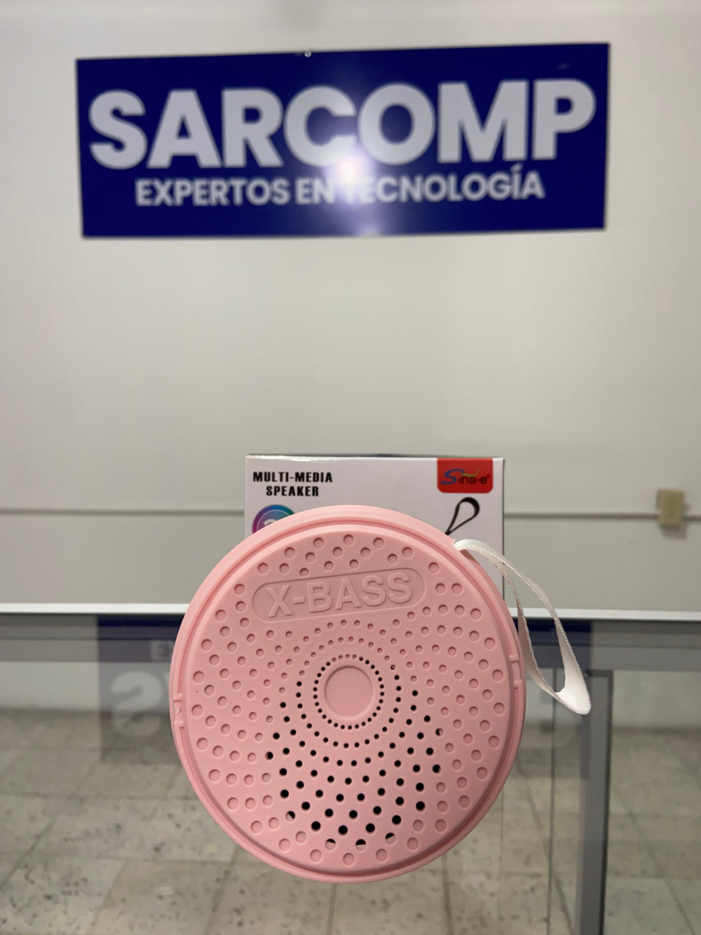 Super Bass Speaker|Mini altavoz portátil inalámbrico Sing-e|Disponible en color Negro y Rosa