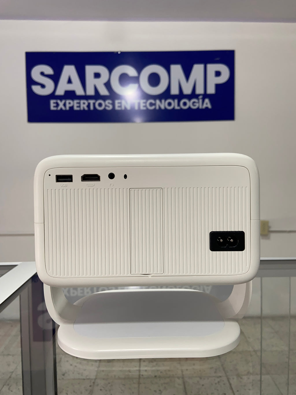 Proyector SMART L080/LED/FHD 1080p/Rotación de 360°.