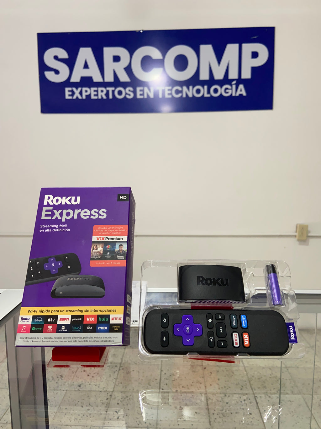 Roku Express Dispositivo de Streaming HD para TV (Edición en Español) - Con VIX Premium, Control remoto con botones de acceso rápido.