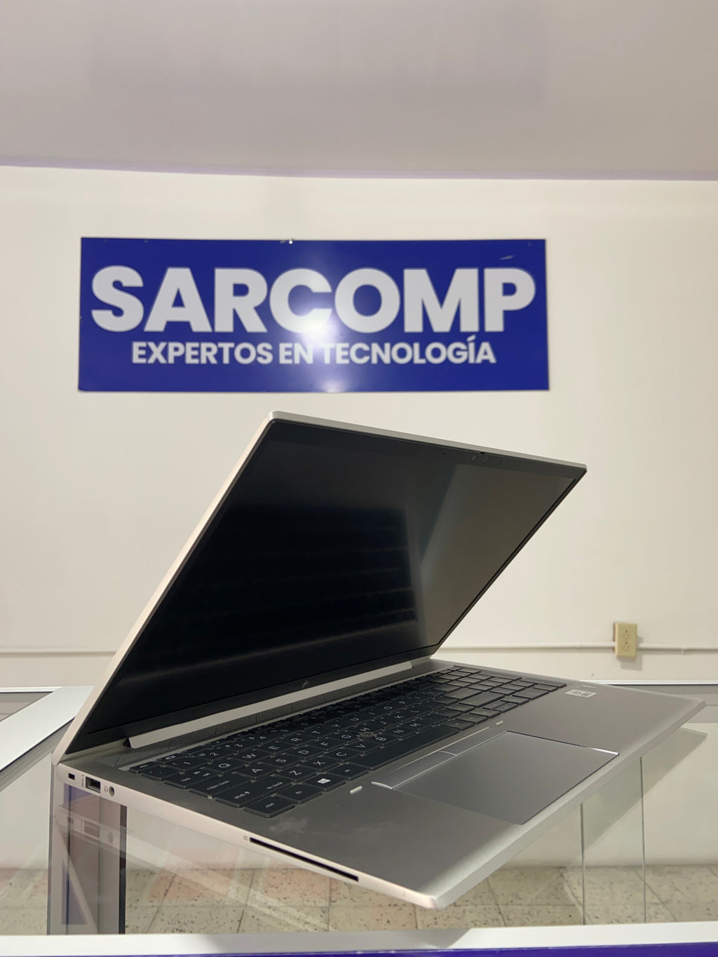 HP EliteBook 850 G7 i7/Windows 11/Paquete de Office Gratuito/3 Meses de Garantía/Semiusada(En perfectas condiciones)